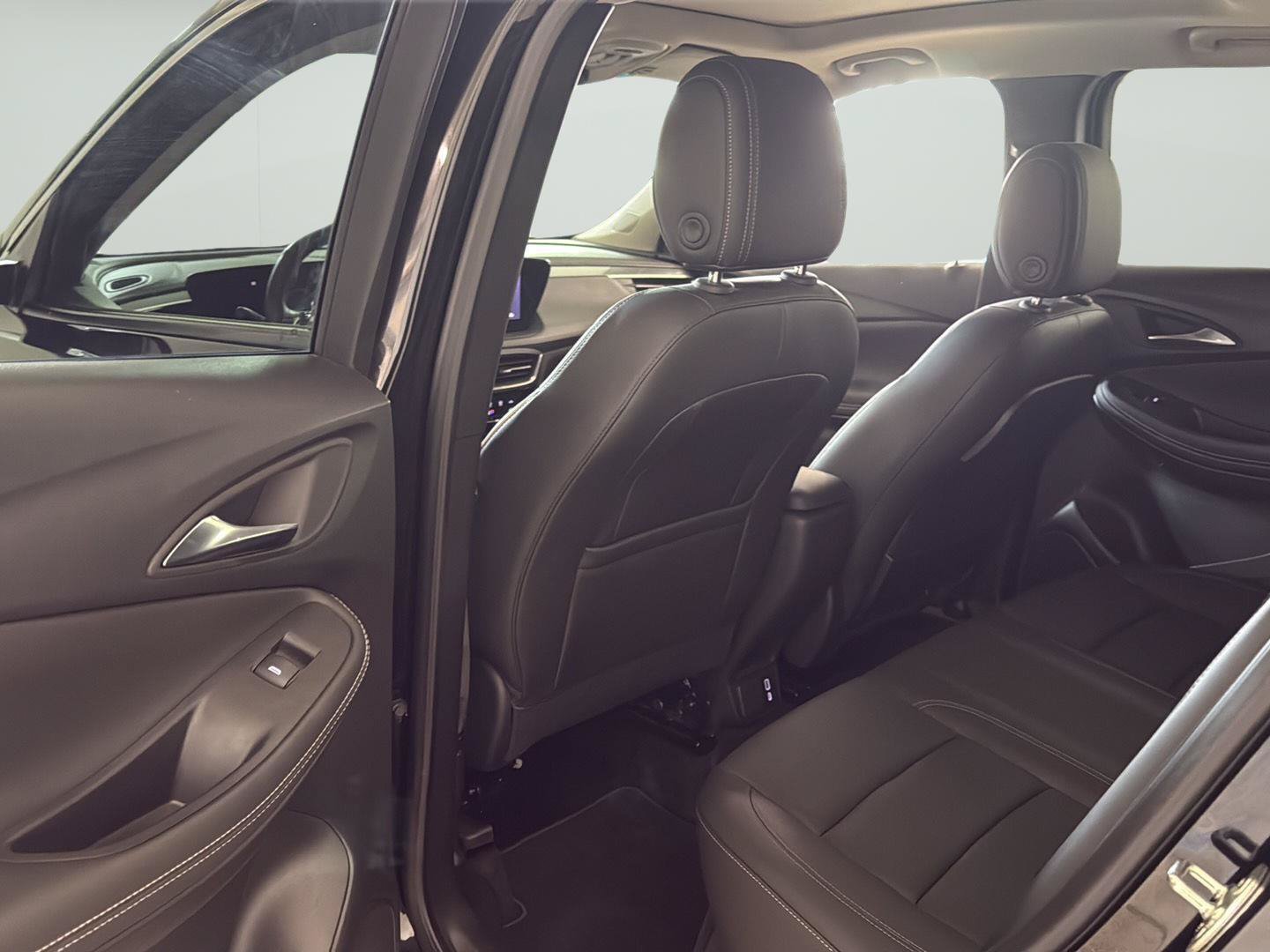 Certified 2024 Buick Encore GX Avenir AWD/4WD image 14