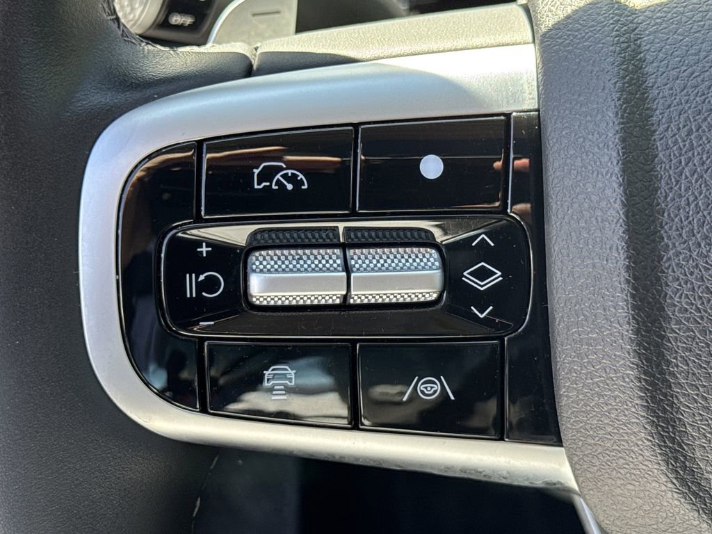 Used 2025 Genesis GV80 3.5T Advanced image 25