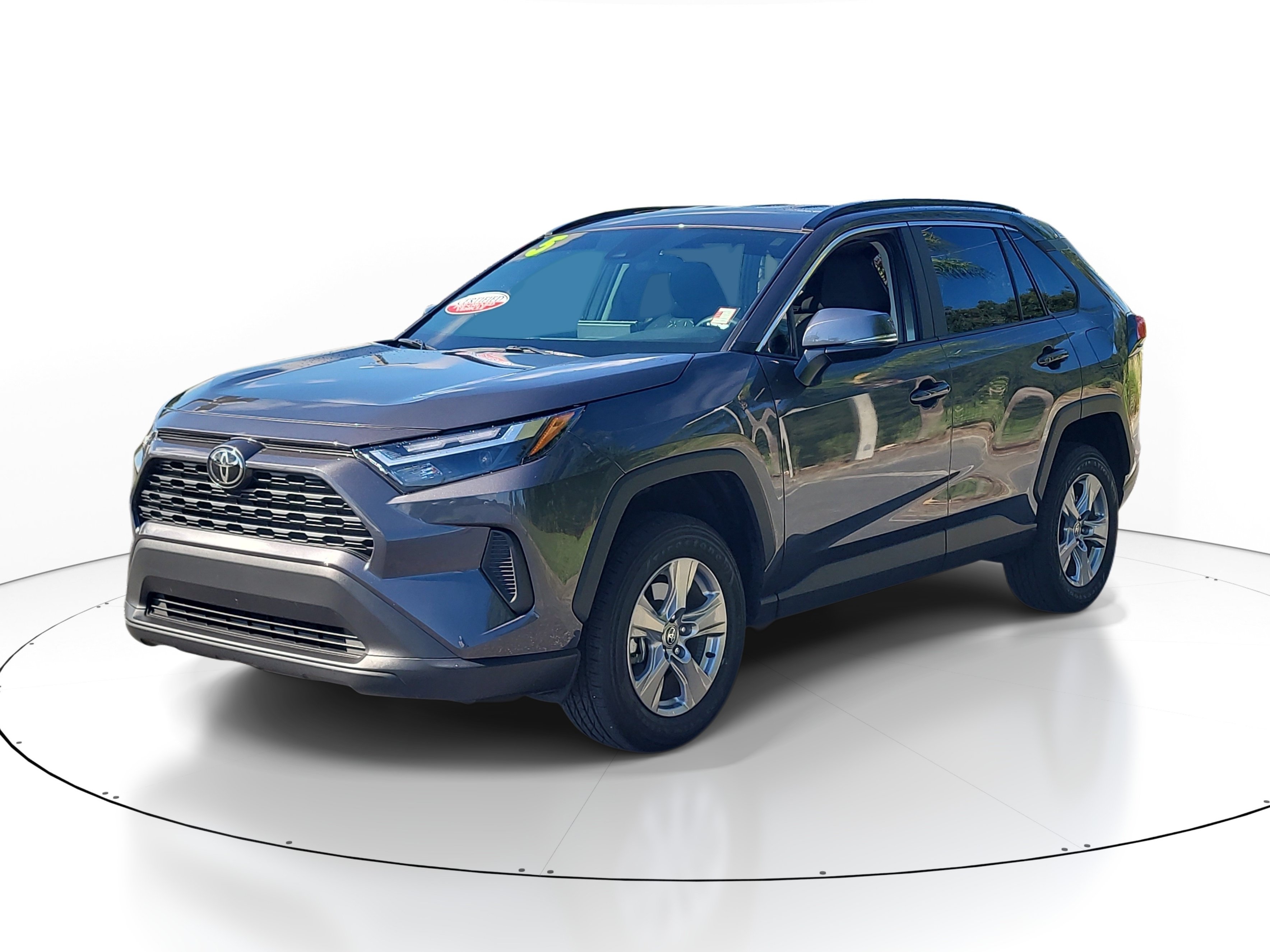 Certified 2025 Toyota RAV4 XLE AWD/4WD image 3