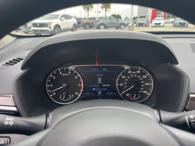 Used 2024 Nissan Altima 2.5 SV image 12