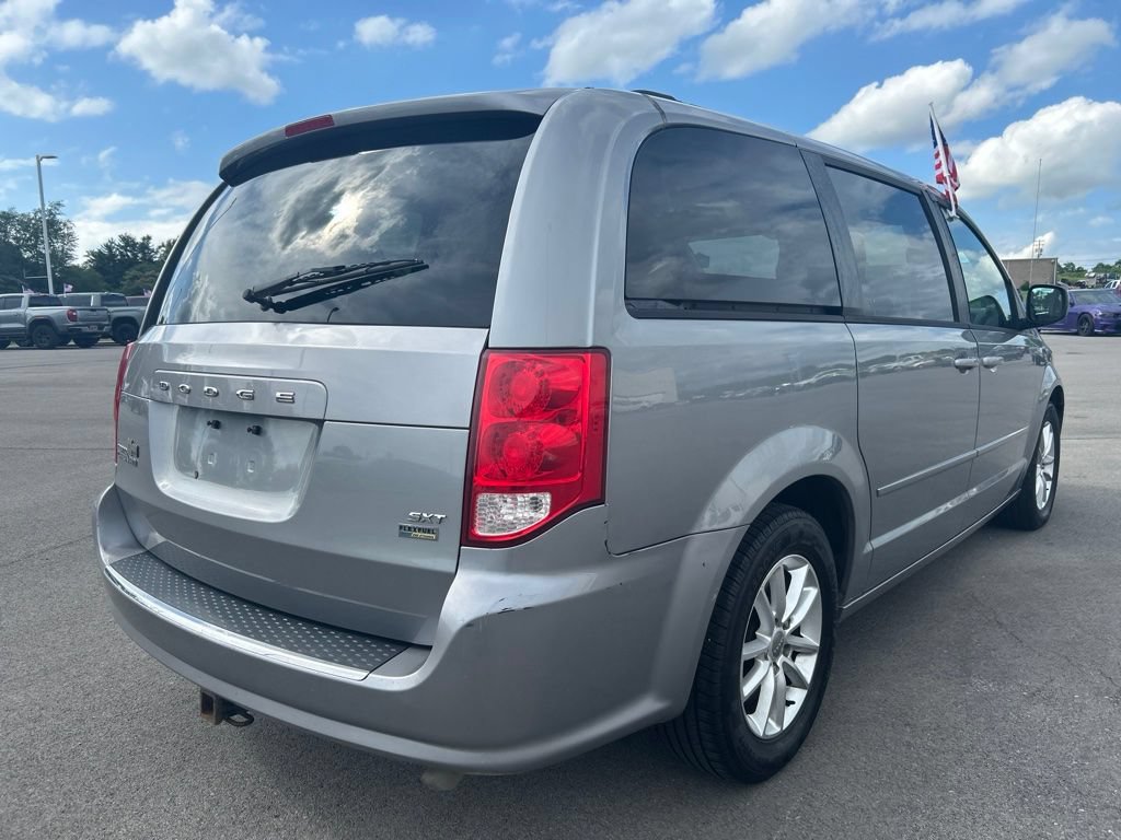 Used 2014 Dodge Grand Caravan SXT FWD image 3
