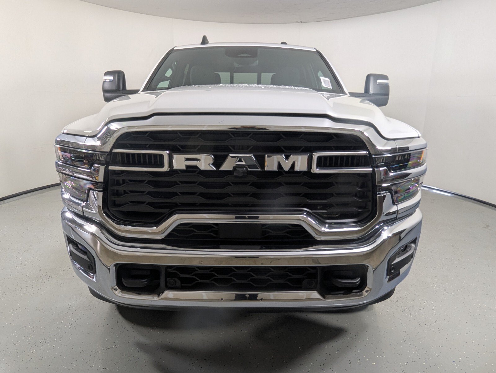 New 2026 RAM 2500 Tradesman AWD/4WD image 2