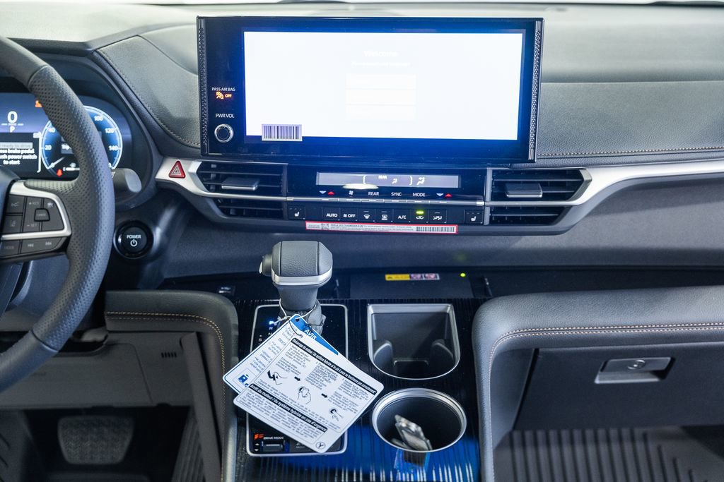 New 2026 Toyota Sienna XLE Woodland Edition image 21