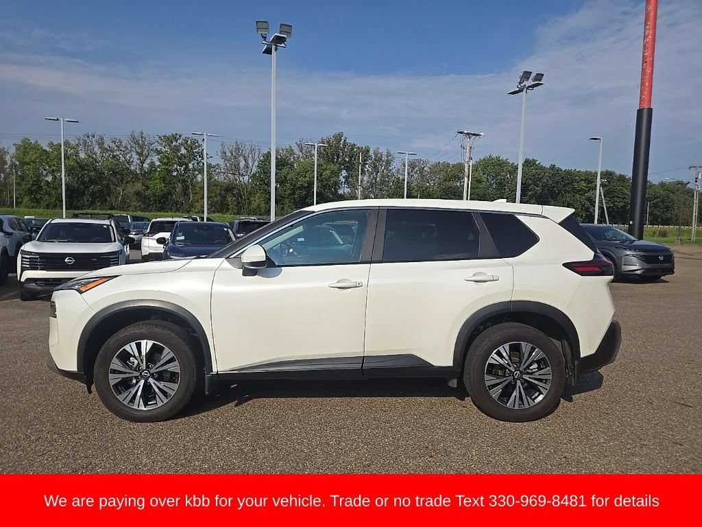 Used 2023 Nissan Rogue SV AWD/4WD image 4