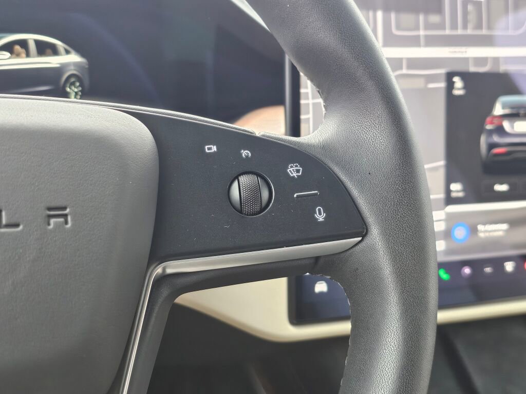 Used 2024 Tesla Model X Long Range image 30