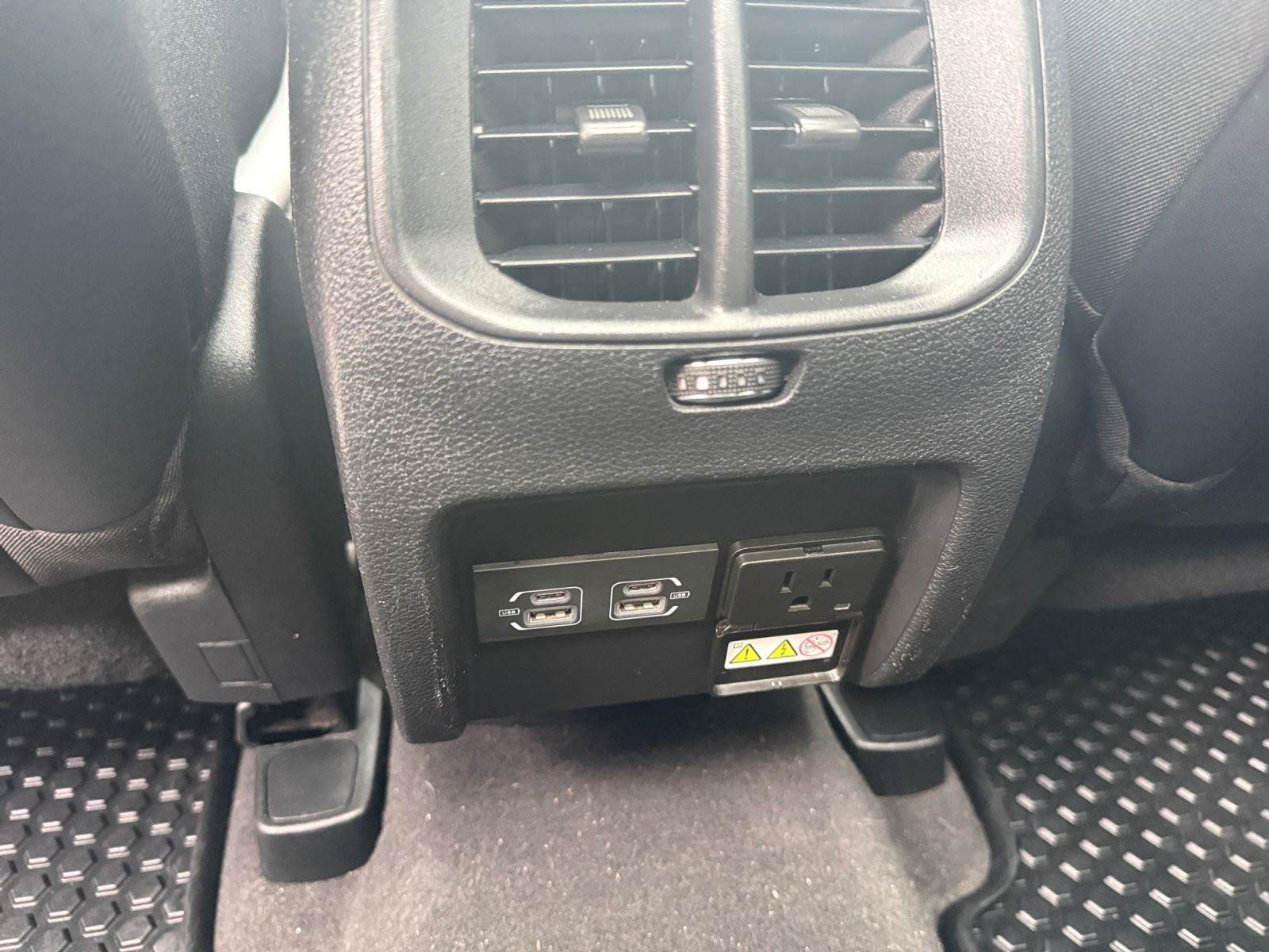 Used 2022 Jeep Cherokee Trailhawk w/ Sun & Sound Group AWD/4WD image 22