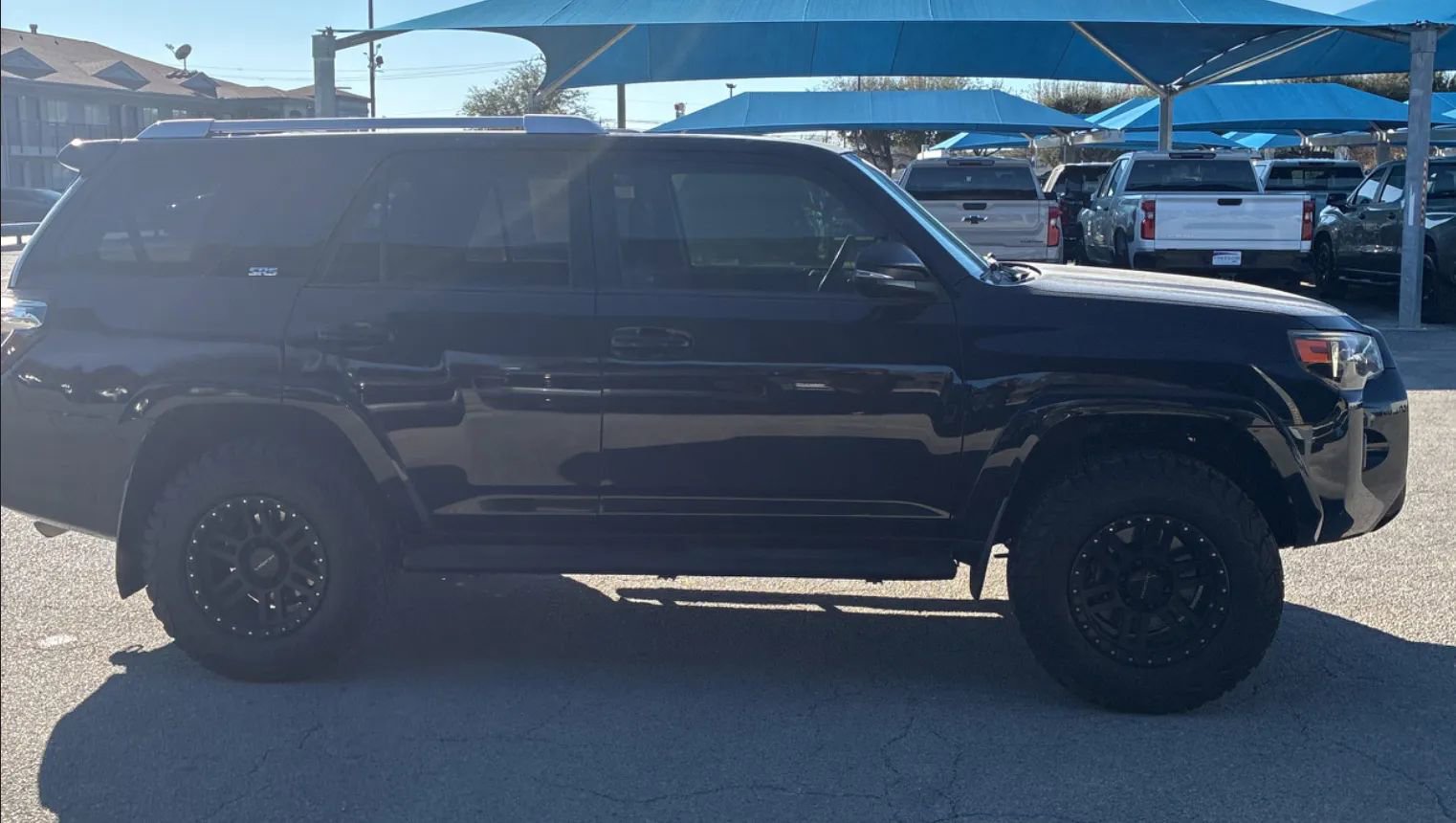 Used 2015 Toyota 4Runner SR5 Premium image 2