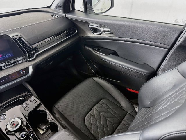 Used 2023 Kia Sportage X-Line AWD/4WD image 24