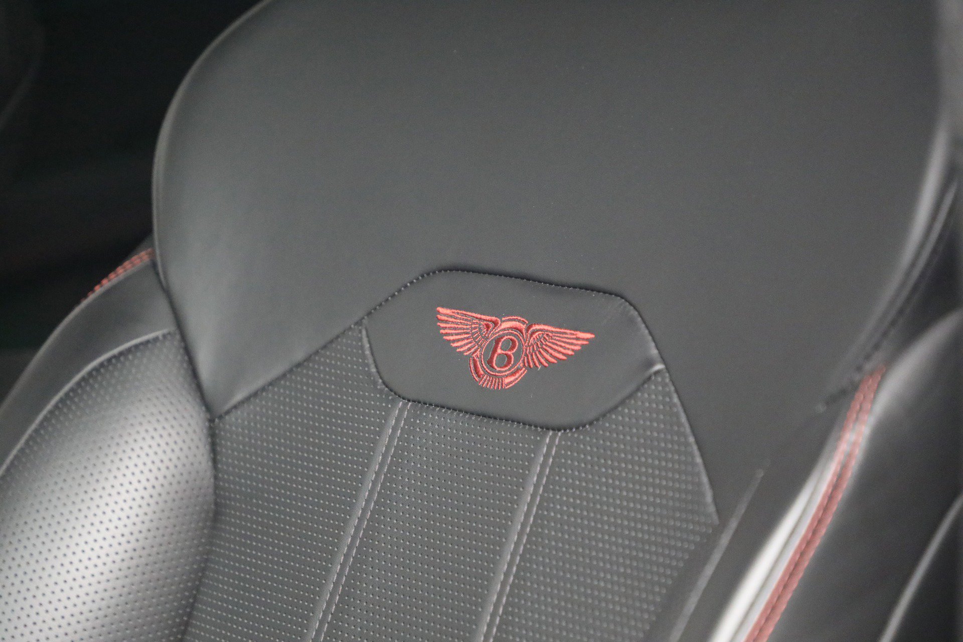 Certified 2021 Bentley Bentayga image 22