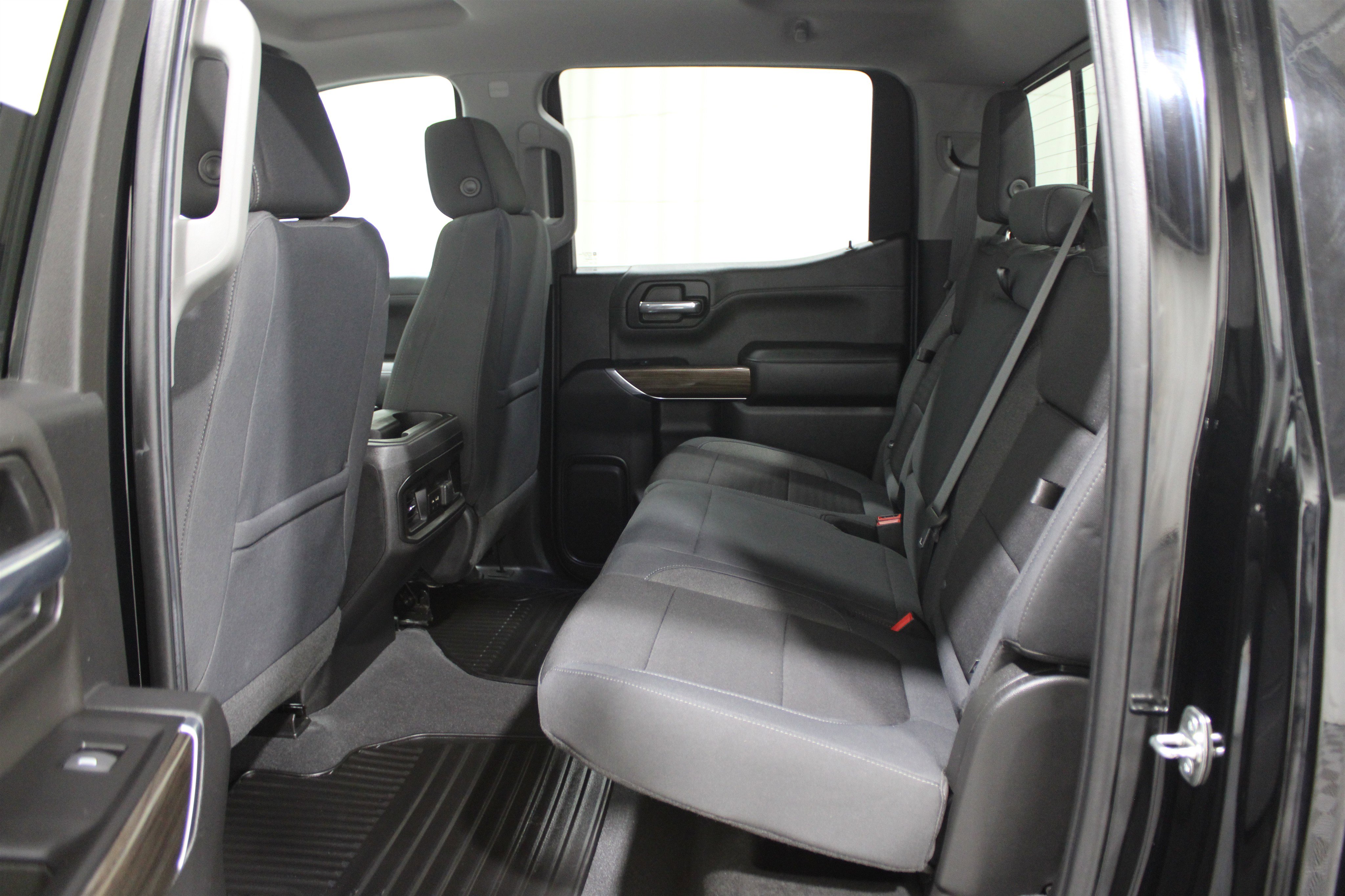 Used 2019 Chevrolet Silverado 1500 RST w/ All-Star Edition image 23