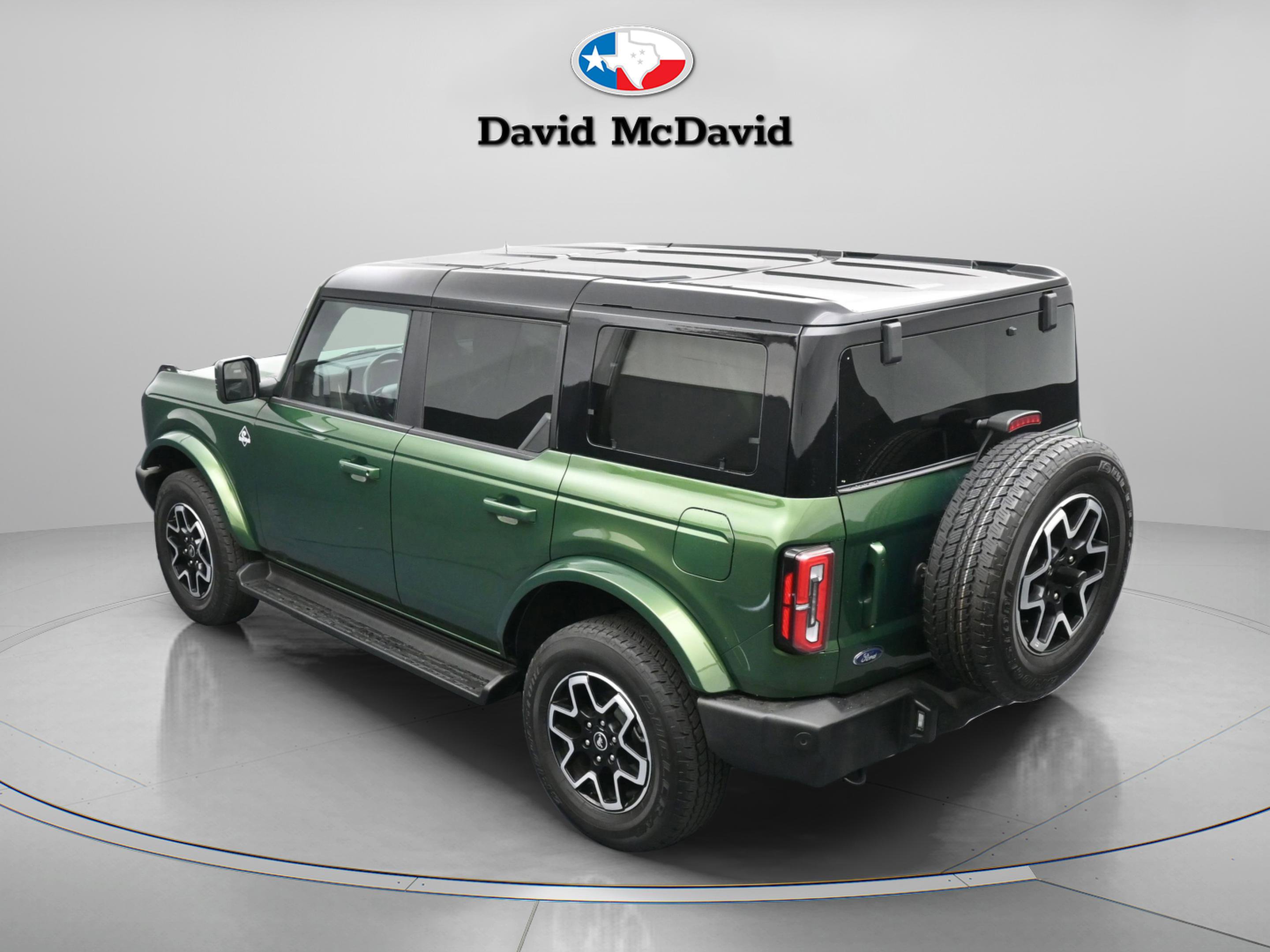 Used 2025 Ford Bronco Outer Banks AWD/4WD image 12