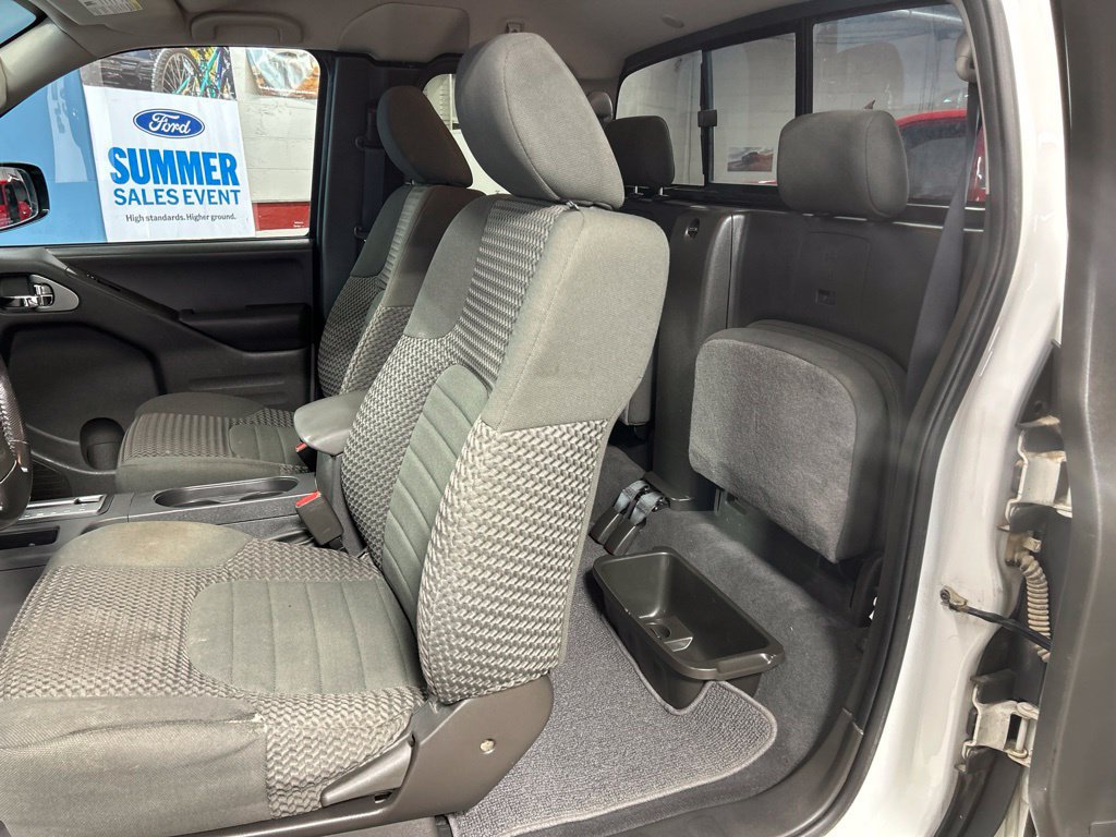 Used 2019 Nissan Frontier SV w/ Value Truck Package AWD/4WD image 38