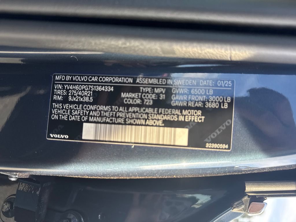 Certified 2025 Volvo XC90 T8 Ultra w/ Protection Package Premier image 34