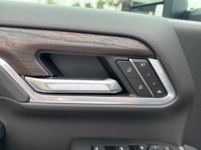 New 2026 GMC Sierra 2500 SLT w/ SLT Premium Package image 32