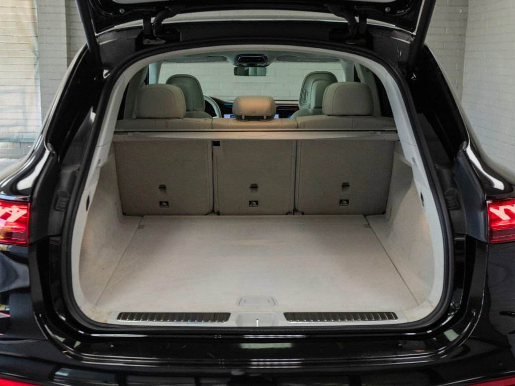Used 2023 Mercedes-Benz EQS 580 4MATIC SUV image 30
