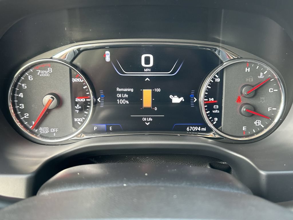 Used 2022 GMC Acadia Denali w/ Denali Ultimate Package FWD image 11