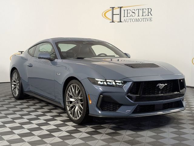 Used 2025 Ford Mustang GT Premium image 2
