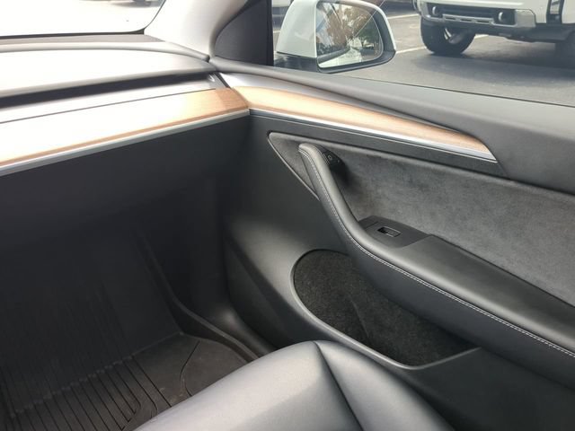 Used 2023 Tesla Model Y Long Range AWD/4WD image 20