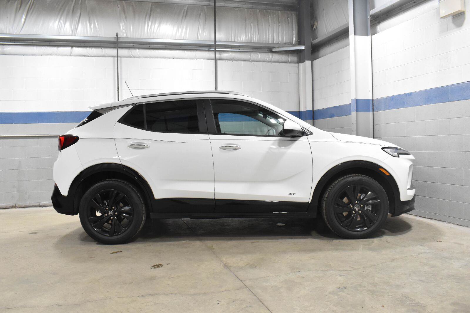 Used 2026 Buick Encore GX Sport Touring w/ Comfort Package FWD image 26