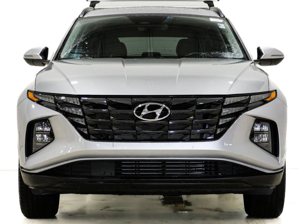 Used 2023 Hyundai Tucson SEL w/ Convenience Package image 2
