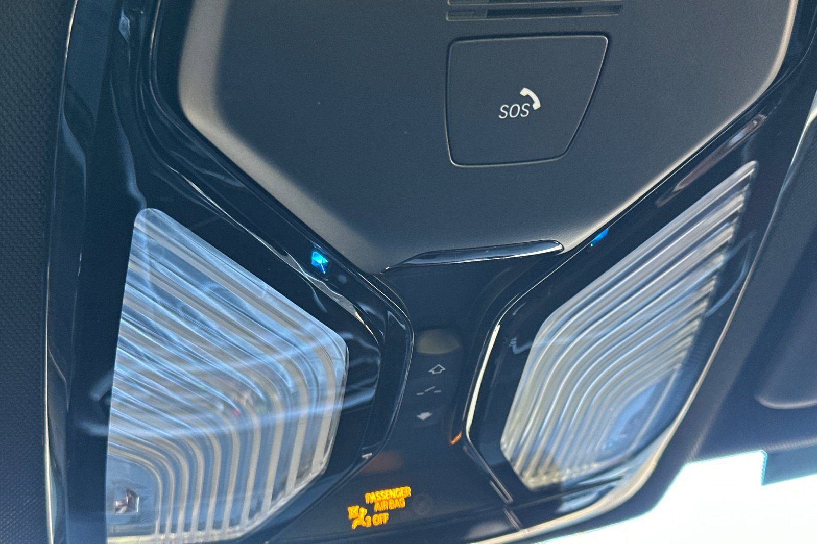 Certified 2022 BMW 330e w/ Premium Package image 21