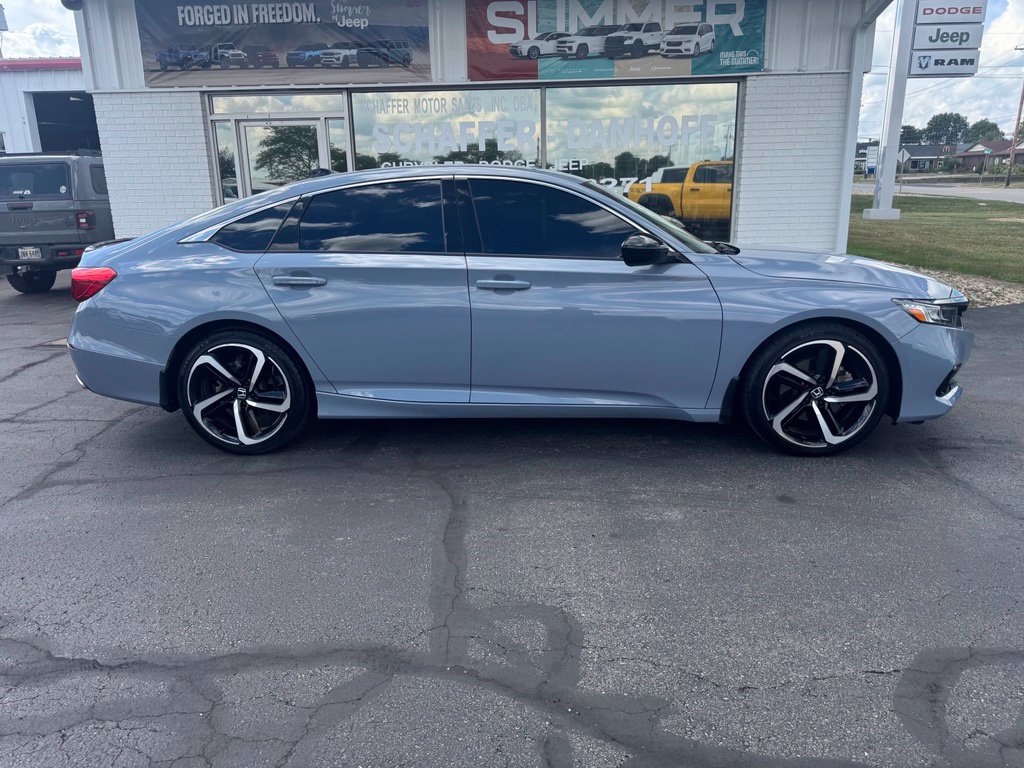 Used 2022 Honda Accord Sport image 2