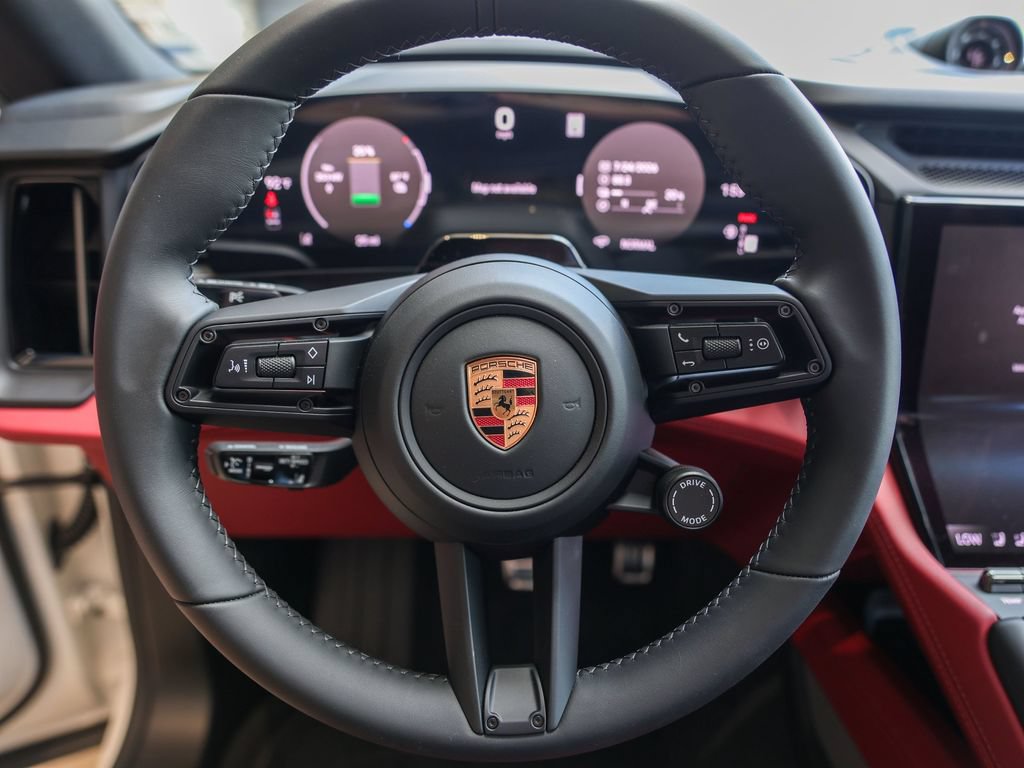 New 2026 Porsche Cayenne Electric AWD/4WD image 17