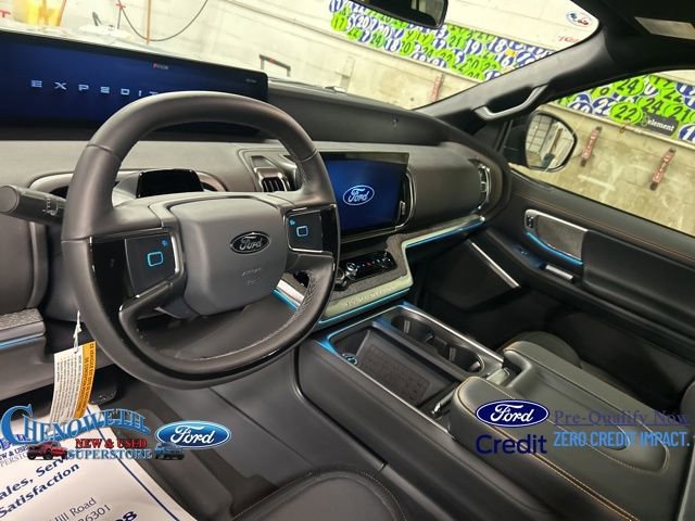 New 2025 Ford Expedition Tremor image 13
