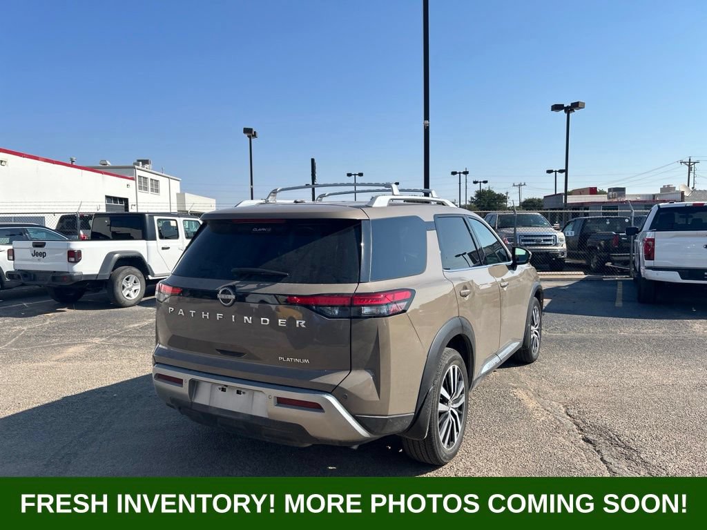 Used 2024 Nissan Pathfinder Platinum w/ Cargo Package FWD image 3