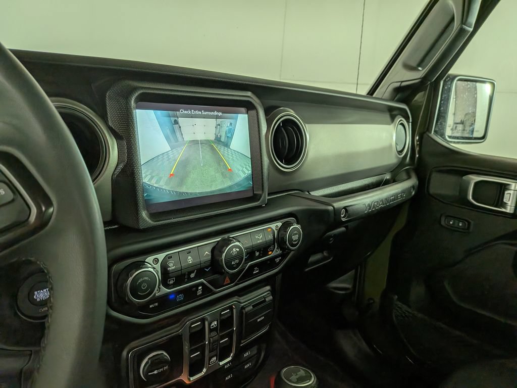 Certified 2023 Jeep Wrangler Unlimited w/ Sun & Screen Package AWD/4WD image 25