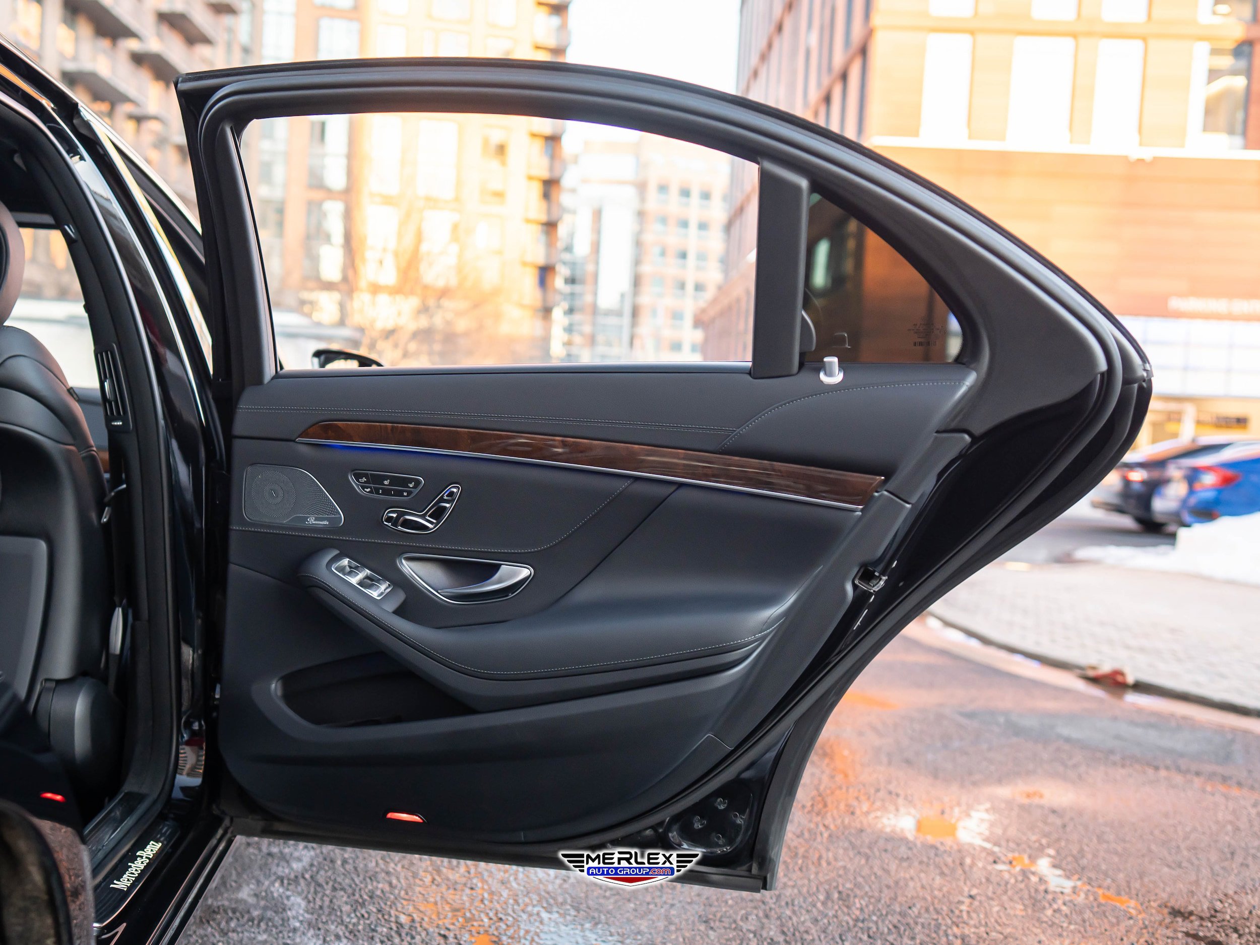 Used 2017 Mercedes-Benz S 550 4MATIC Sedan image 51