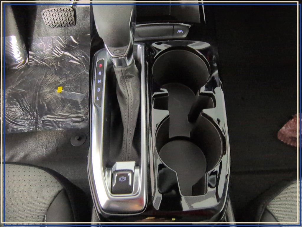 New 2026 Chevrolet Trax LT w/ Driver Confidence Package FWD image 17