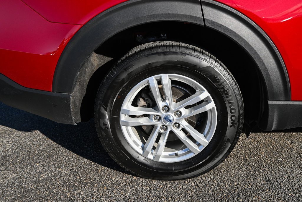 Used 2023 Ford Explorer XLT w/ Equipment Group 202A image 17