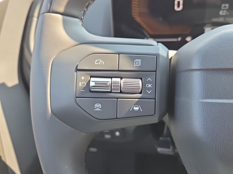 New 2027 Kia Seltos X-Line S w/ X-Line S Premium Package AWD/4WD image 32