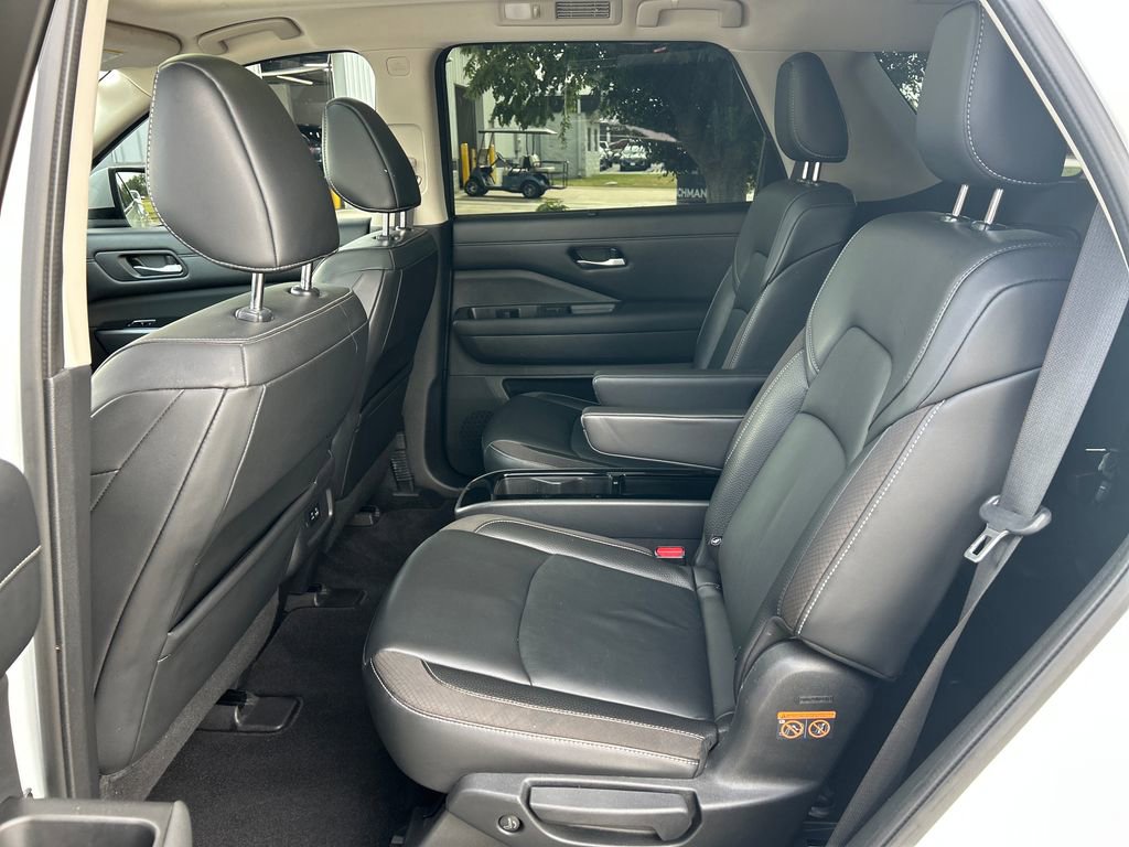 Used 2022 Nissan Pathfinder SL w/ SL Premium Package FWD image 31