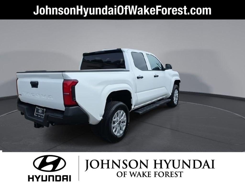 Used 2024 Toyota Tacoma SR image 9