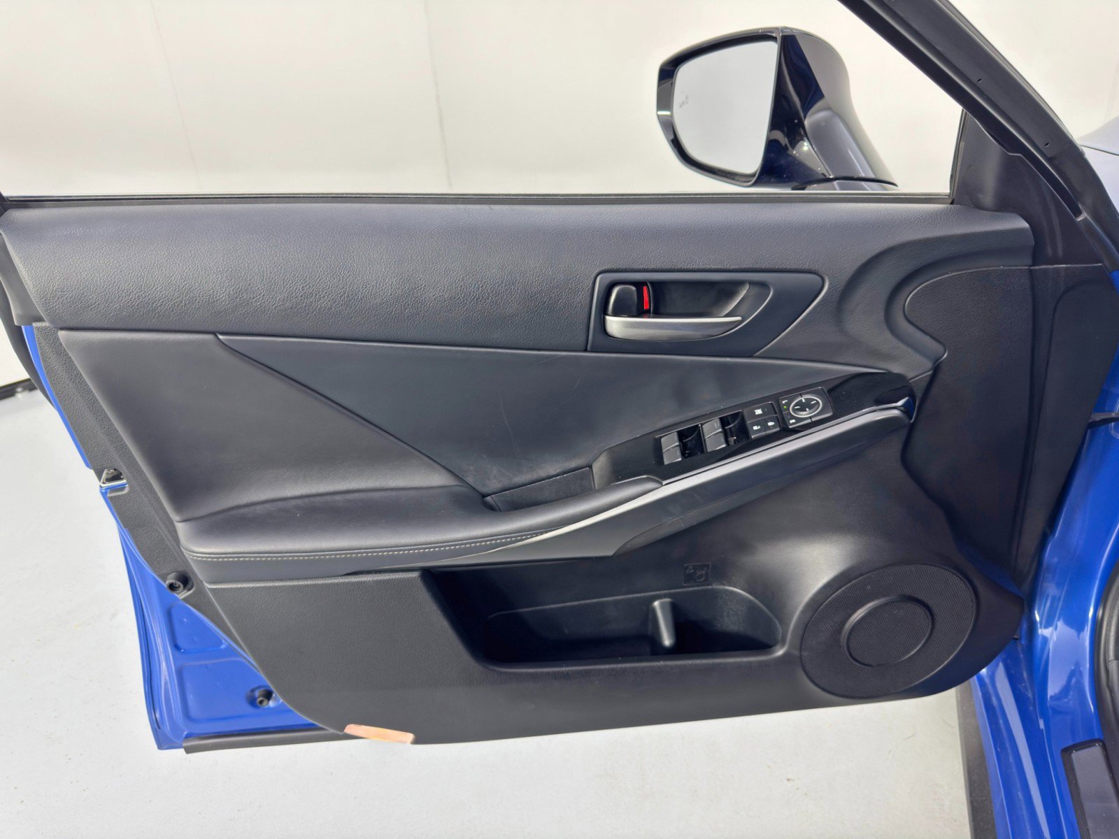Used 2022 Lexus IS 300 w/ Accessory Package RWD image 37