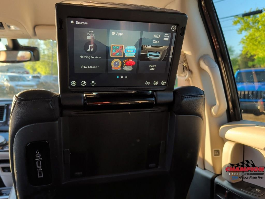 Used 2018 Chrysler Pacifica Touring-L Plus w/ Advanced Safetytec Group FWD image 27