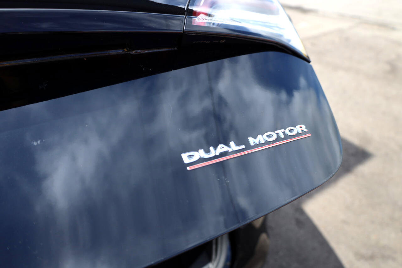Used 2020 Tesla Model 3 Performance image 22