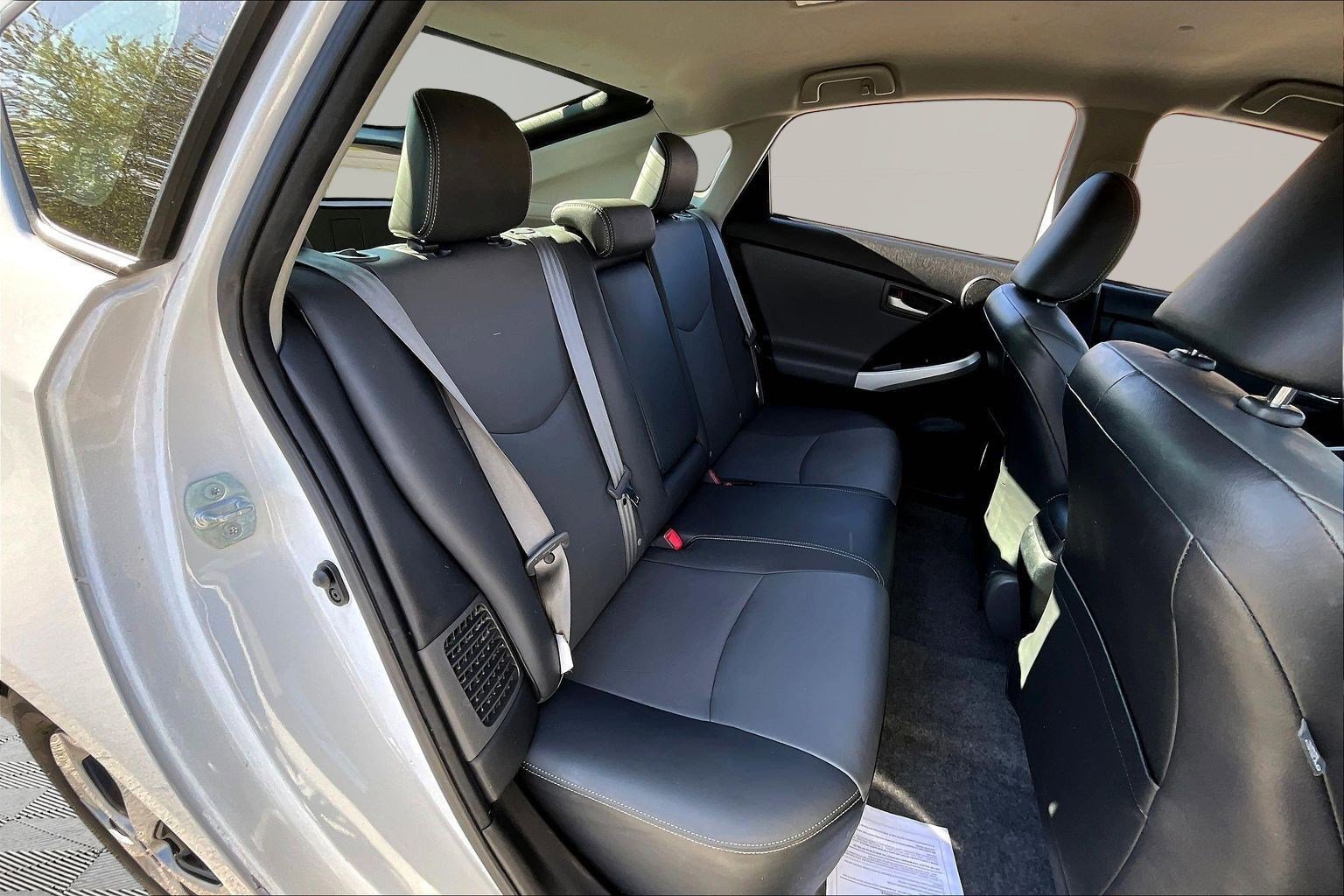 Used 2014 Toyota Prius Four image 23