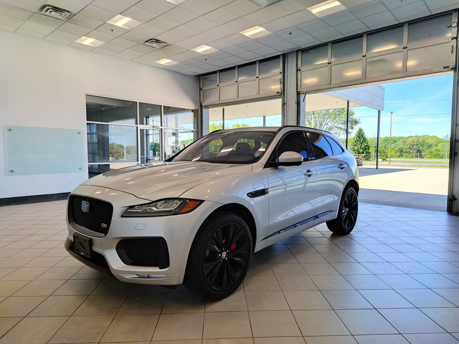 Used 2020 Jaguar F-PACE S AWD/4WD image 7