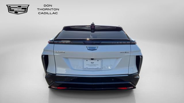 Used 2024 Cadillac Lyriq Luxury AWD/4WD image 4