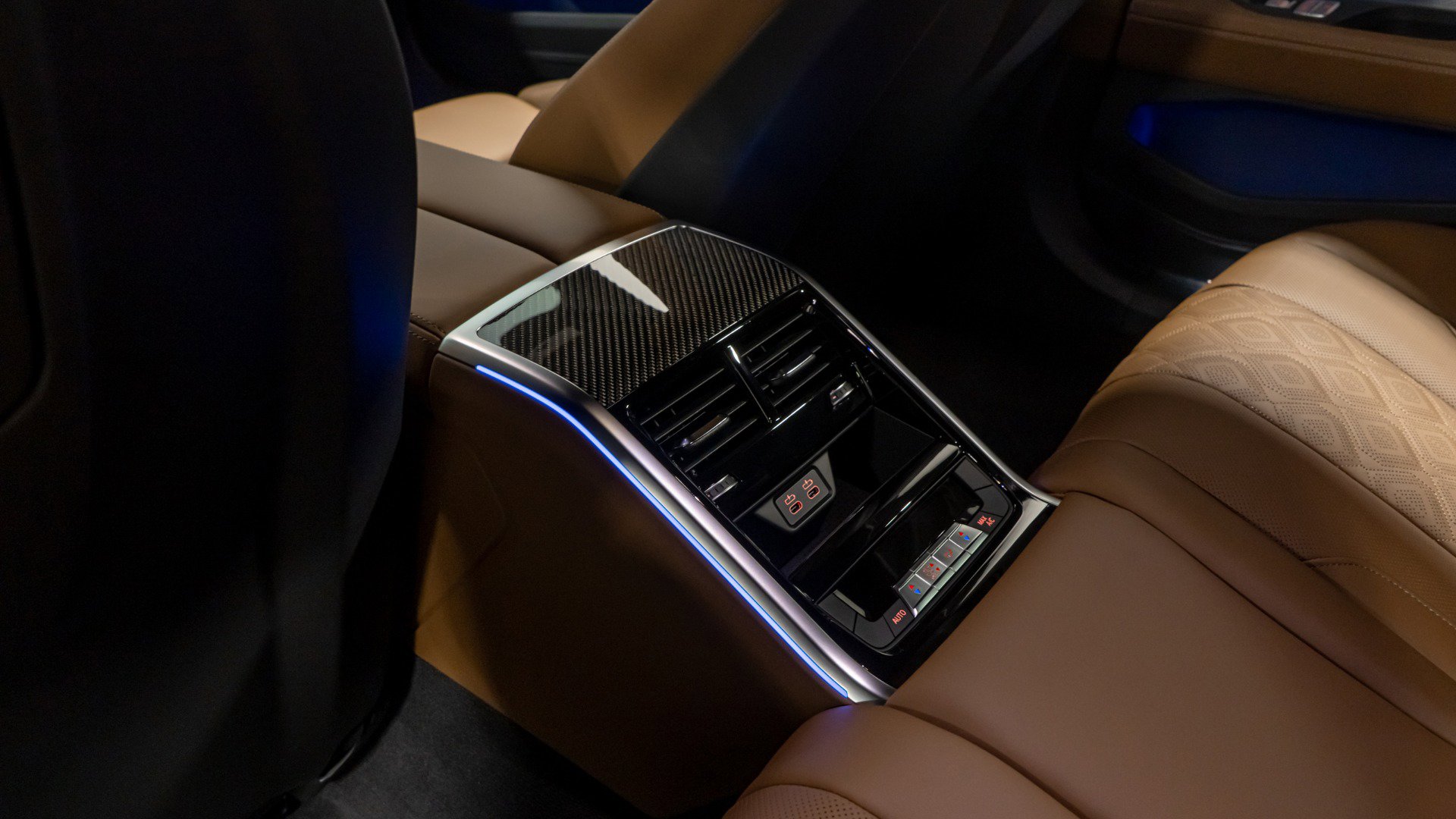 Used 2025 BMW M8 Competition w/ M Carbon Exterior Package image 70