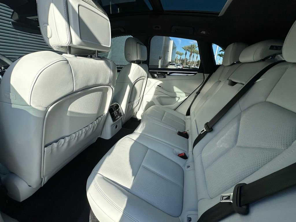 Used 2026 Porsche Macan S image 38