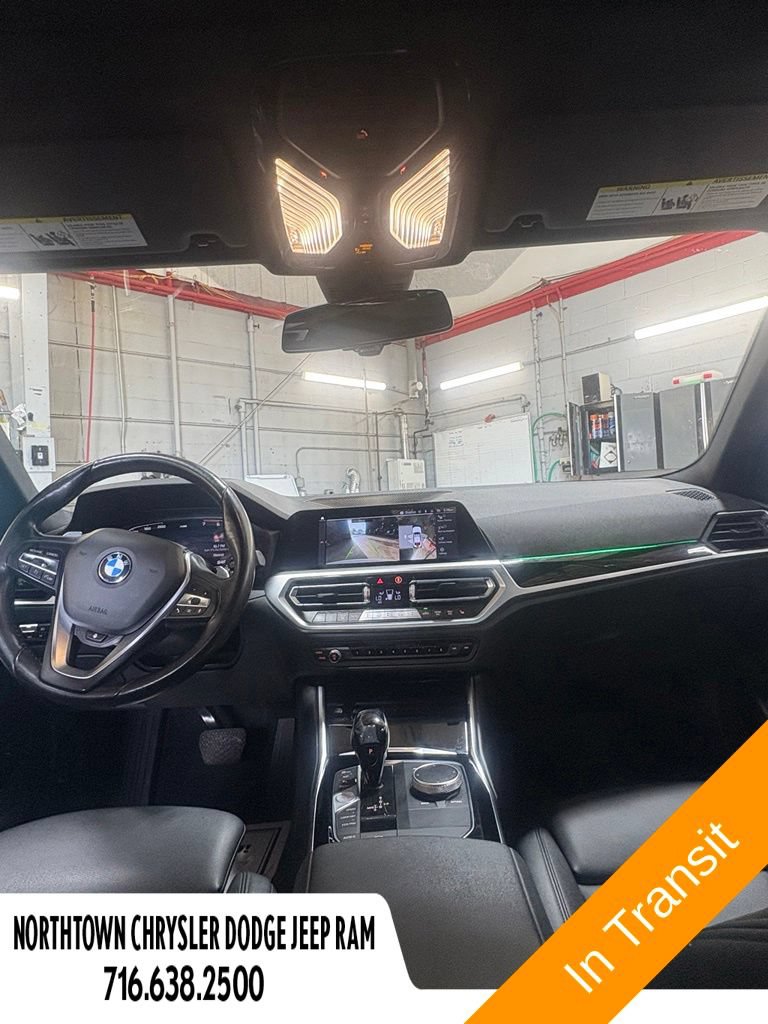 Used 2019 BMW 330i xDrive Sedan w/ Premium Package AWD/4WD image 6