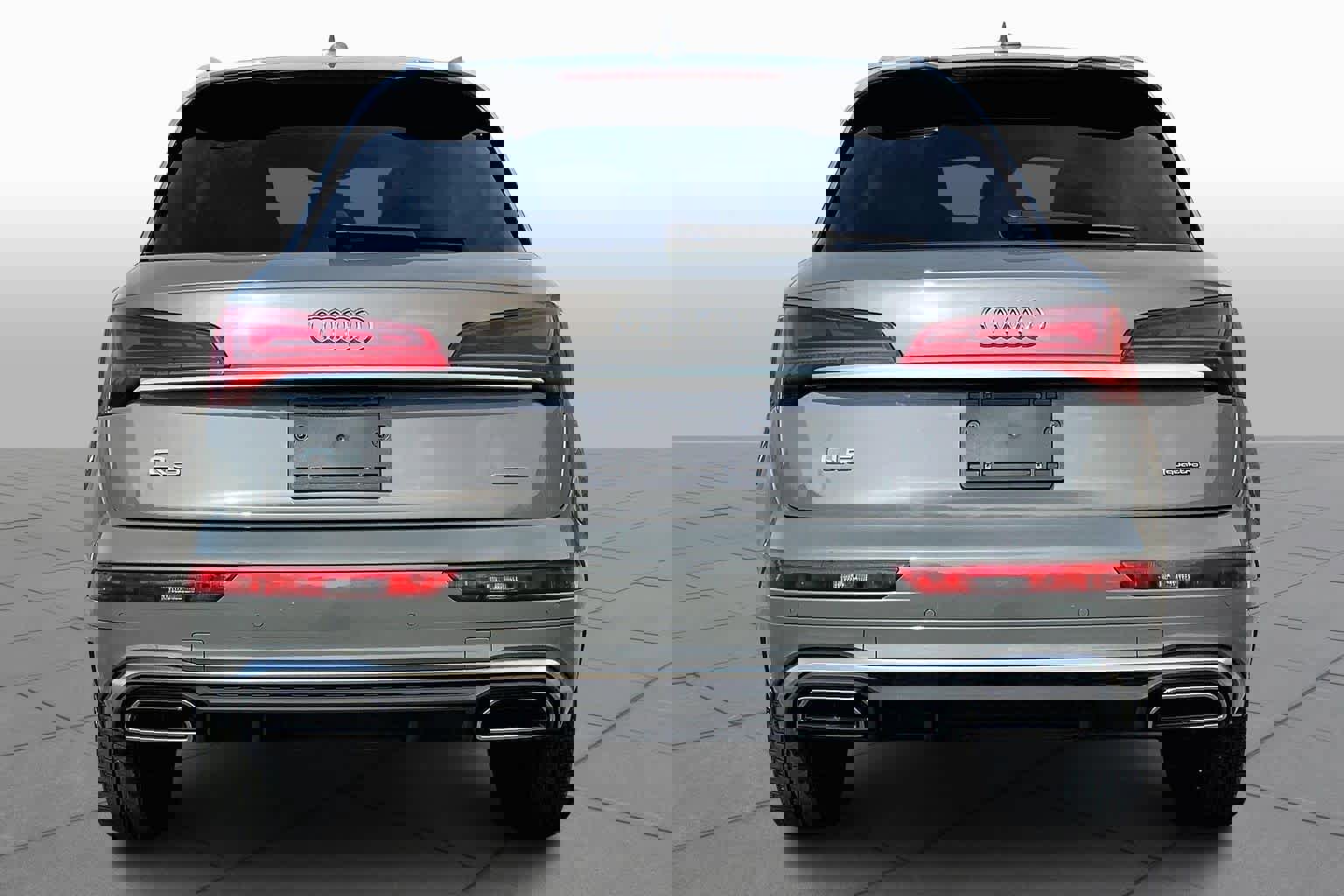 Used 2023 Audi Q5 2.0T Premium w/ Convenience Package image 5