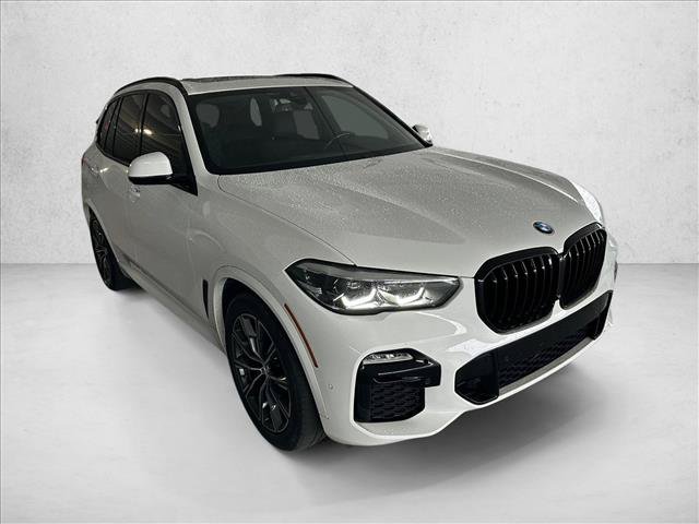 Used 2021 BMW X5 xDrive40i w/ M Sport Package AWD/4WD image 3
