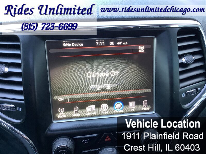 Used 2017 Jeep Grand Cherokee Altitude AWD/4WD image 24
