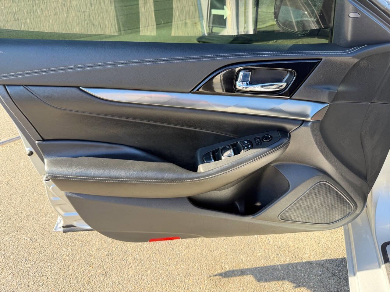 Used 2022 Nissan Maxima SV w/ Floor Mat Group image 41