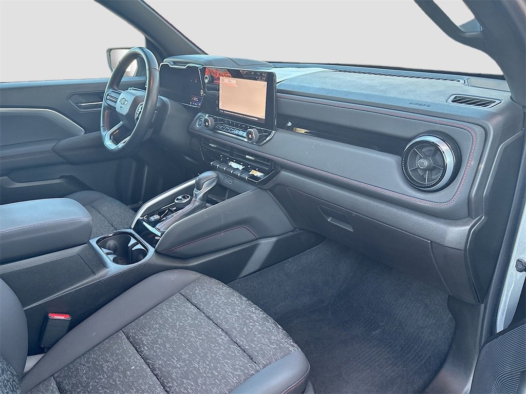 Used 2023 Chevrolet Colorado Z71 w/ Z71 Convenience Package 2 image 28